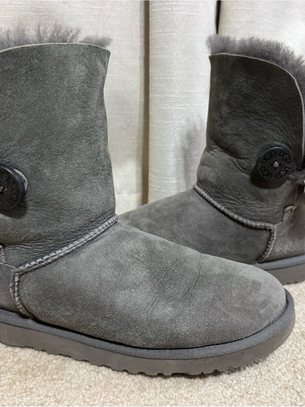 UGG Short Button Suede Boot in Gray